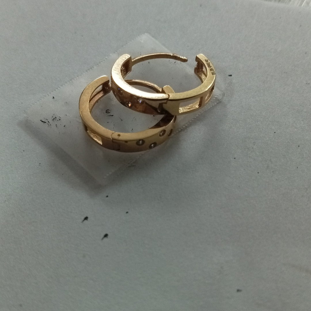 HUGGIES ORO 14K 1.6 (NUEVO)