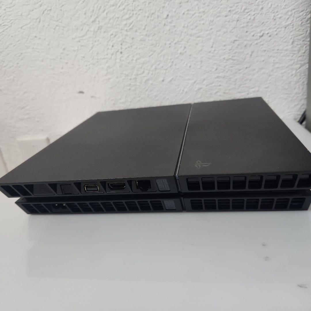 CONSOLA DE VIDEOJUEGO SONY PS4 500 GB  (SEMINUEVO)