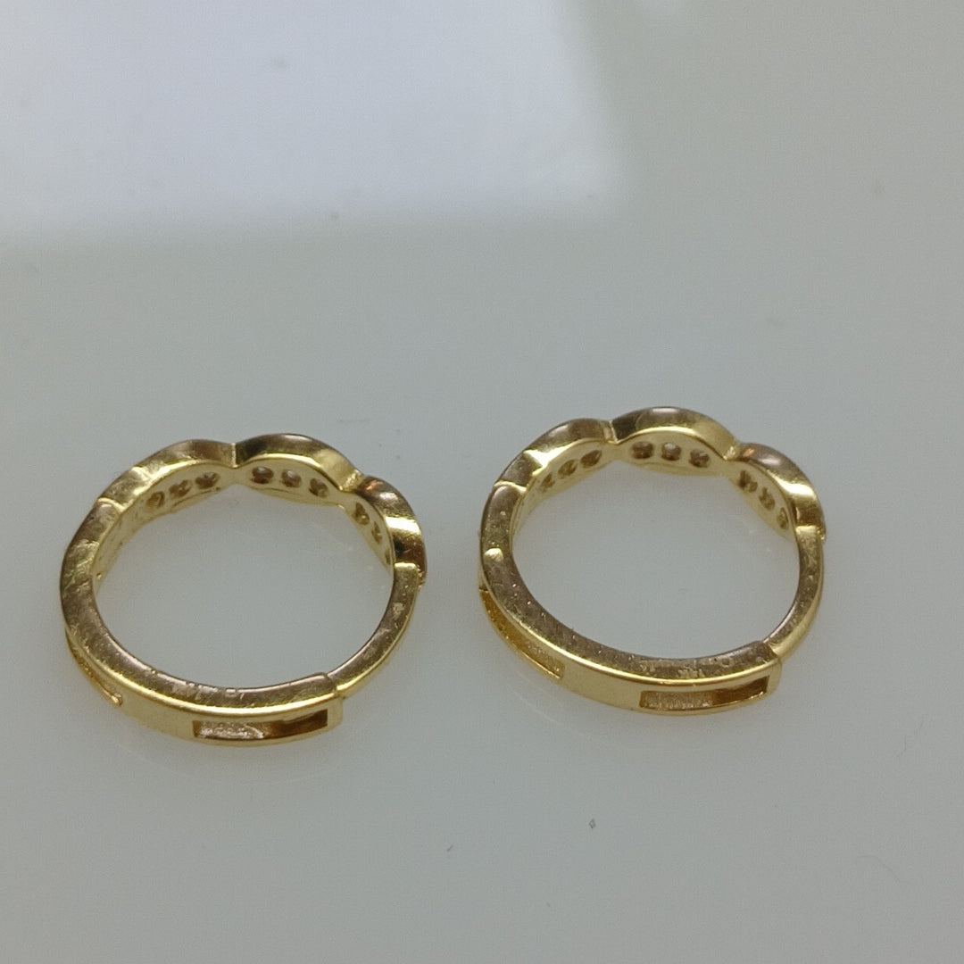 HUGGIES ORO 14K 1.2 (NUEVO)