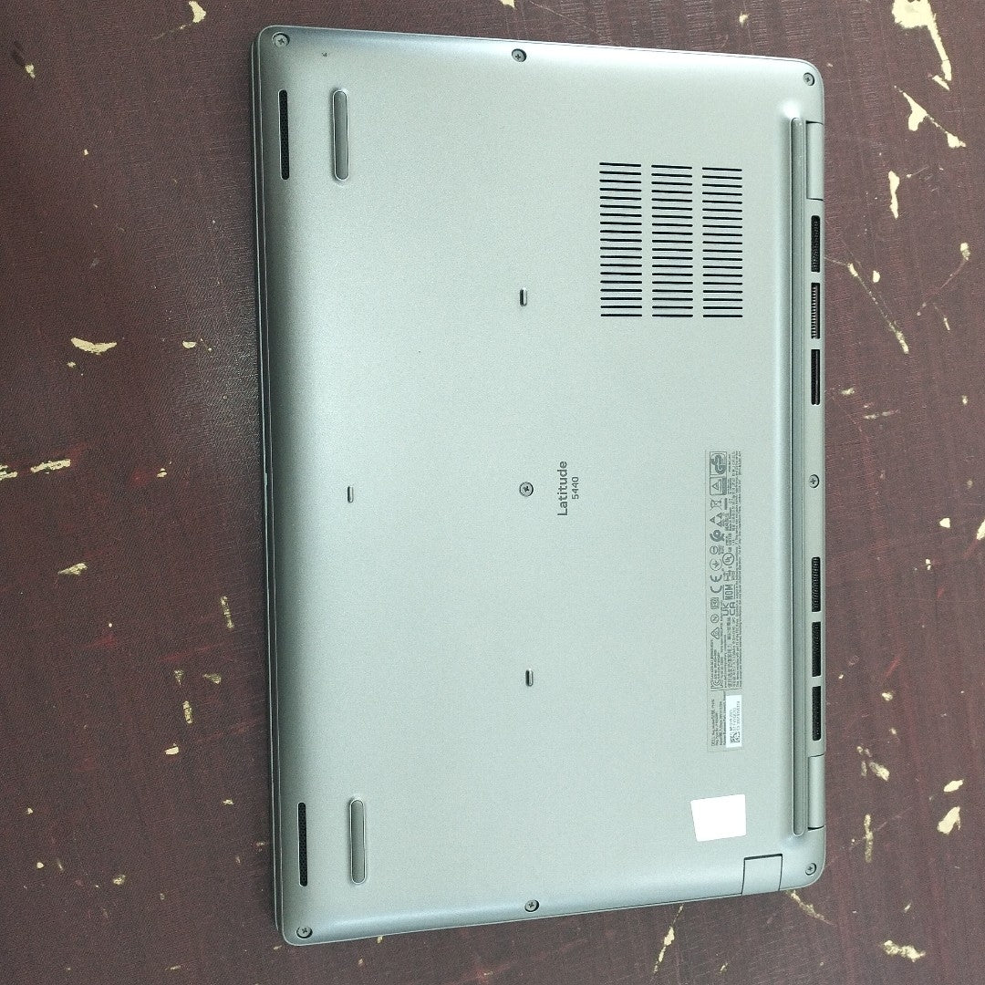 LAPTOP DELL LATITUDE 5440 (2023) 512 GB SSD 16 GB RAM (SEMINUEVO)