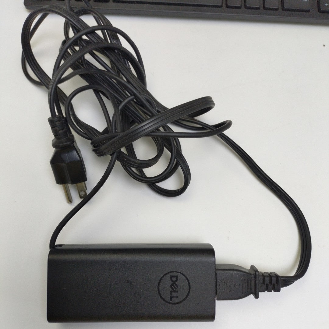 LAPTOP DELL LATITUDE 5540 (2024) 256 GB SSD 16 GB RAM (SEMINUEVO)