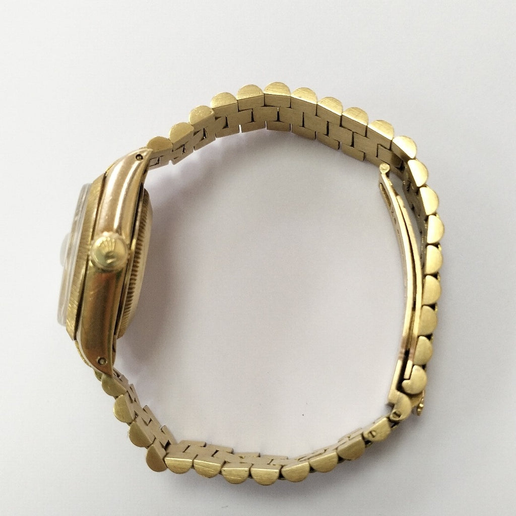 RELOJ CAJA Y PULSO ORO. ORO. 18 K 66.6 GRMS (SEMINUEVO)
