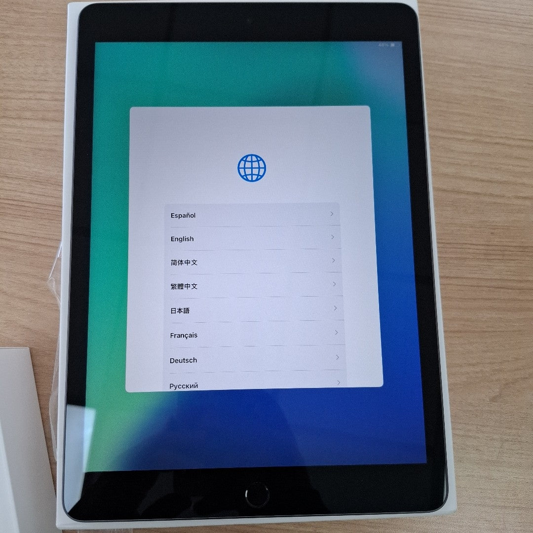 TABLETA APPLE IPAD 9 A2602 64 GB 3 GB RAM (SEMINUEVO)