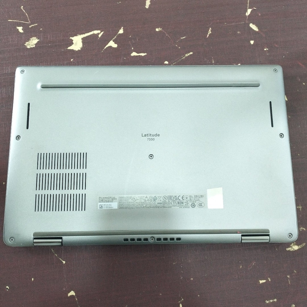 LAPTOP DELL LATITUDE 7330 (2 EN 1) (2022) 256 GB SSD 16 GB RAM (SEMINUEVO)