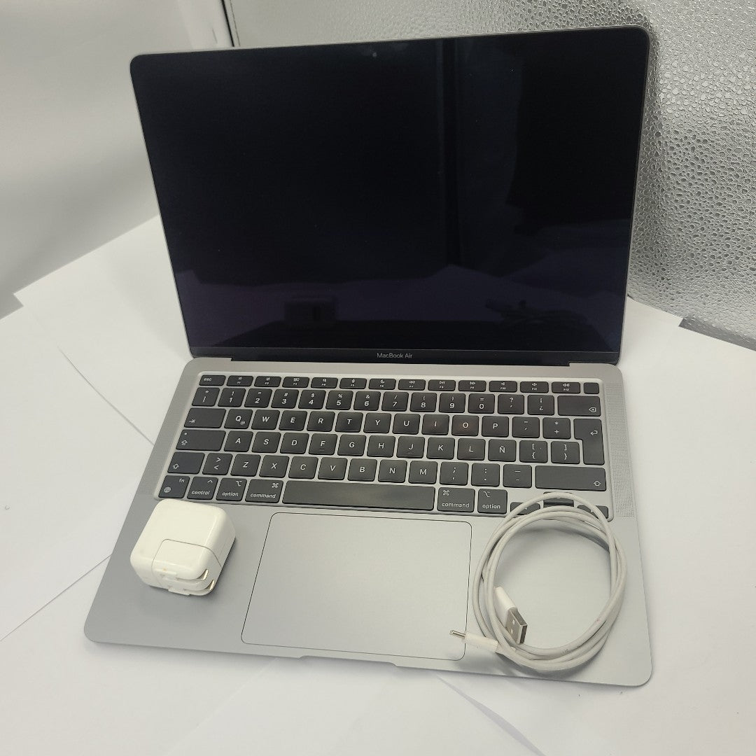 LAPTOP APPLE MACBOOK AIR 13" 2020 3.2 A2337 256 GB SSD 8 GB RAM (SEMINUEVO)