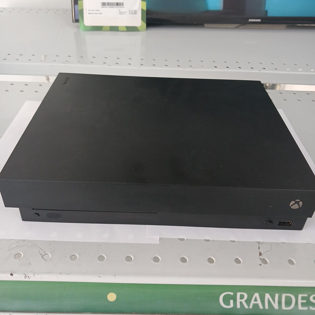 CONSOLA DE VIDEOJUEGO MICROSOFT XBOX ONE X 1 TB (SEMINUEVO)