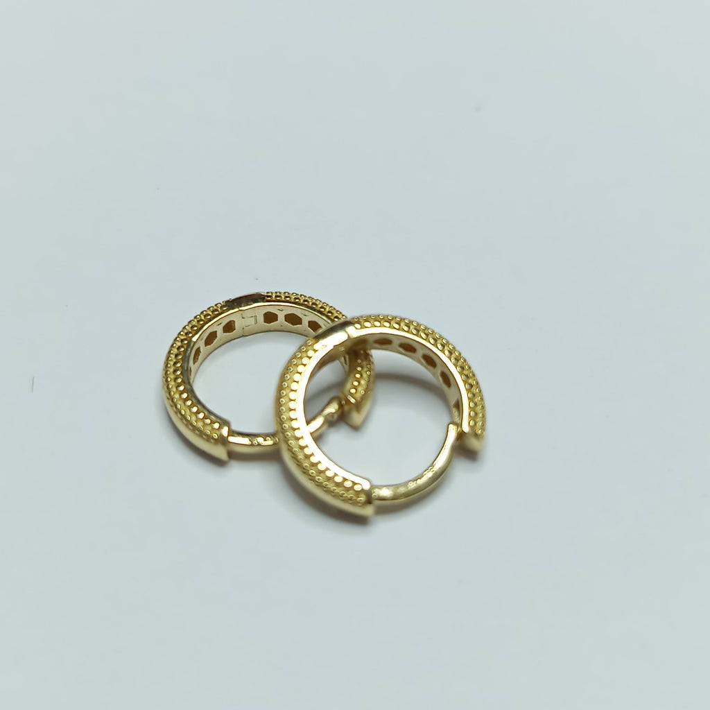 HUGGIES ORO 14K 2.4 (NUEVO)