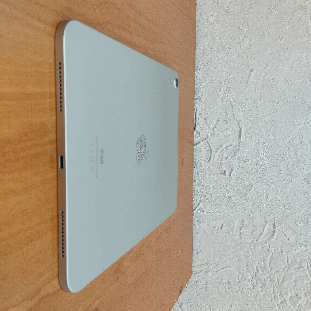 TABLETA APPLE IPAD 10 A2696 256 GB 4 GB RAM (SEMINUEVO)
