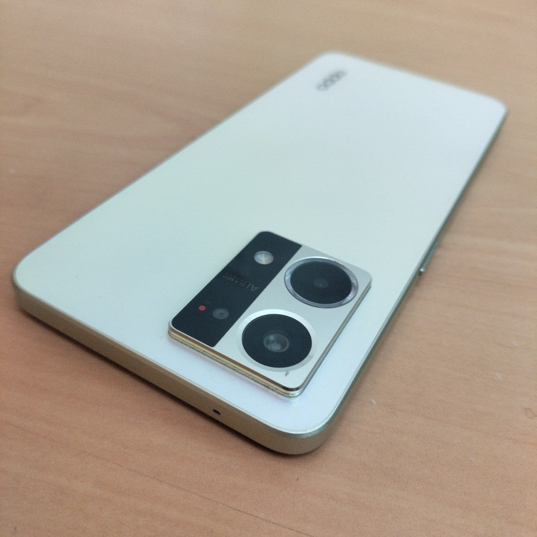 CELULAR OPPO  RENO 7 CPH2363 256 GB 8 GB RAM (SEMINUEVO)