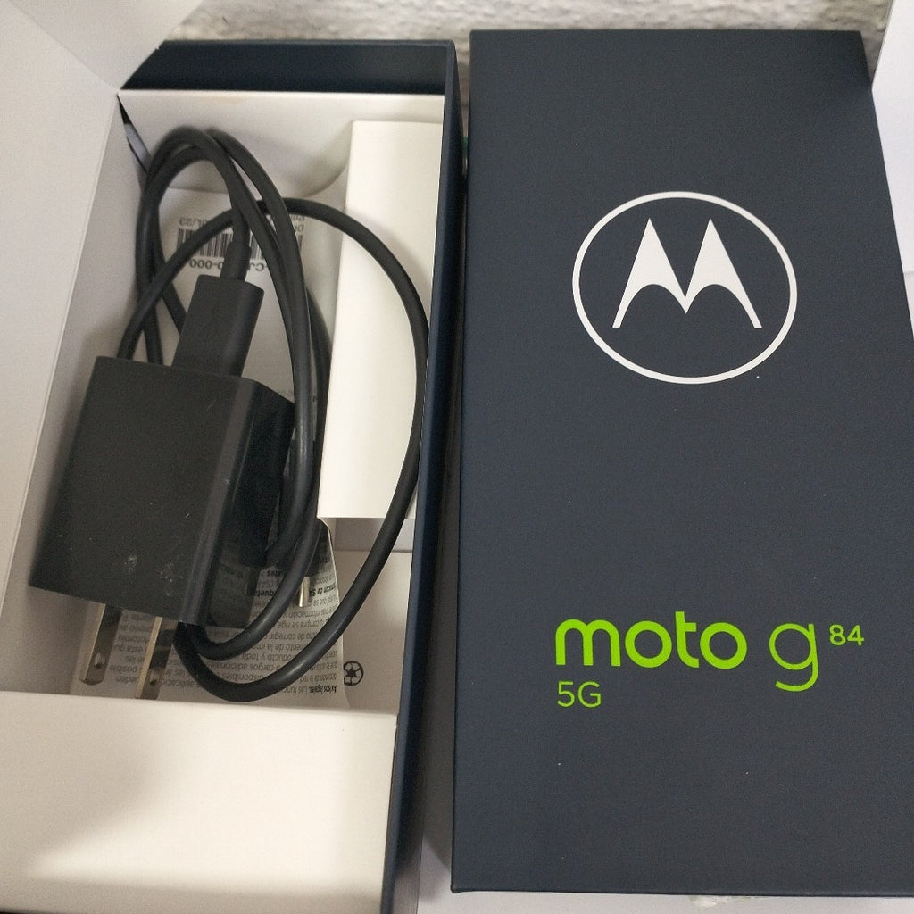 CELULAR MOTOROLA MOTO G84 XT2347-1 (2023) 256 GB 8 GB RAM (SEMINUEVO)