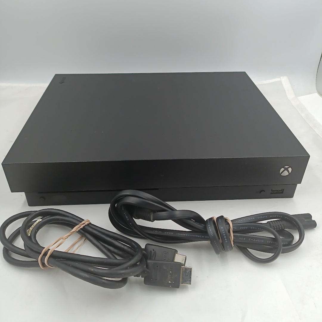 CONSOLA DE VIDEOJUEGO MICROSOFT XBOX ONE X 1 TB (SEMINUEVO)