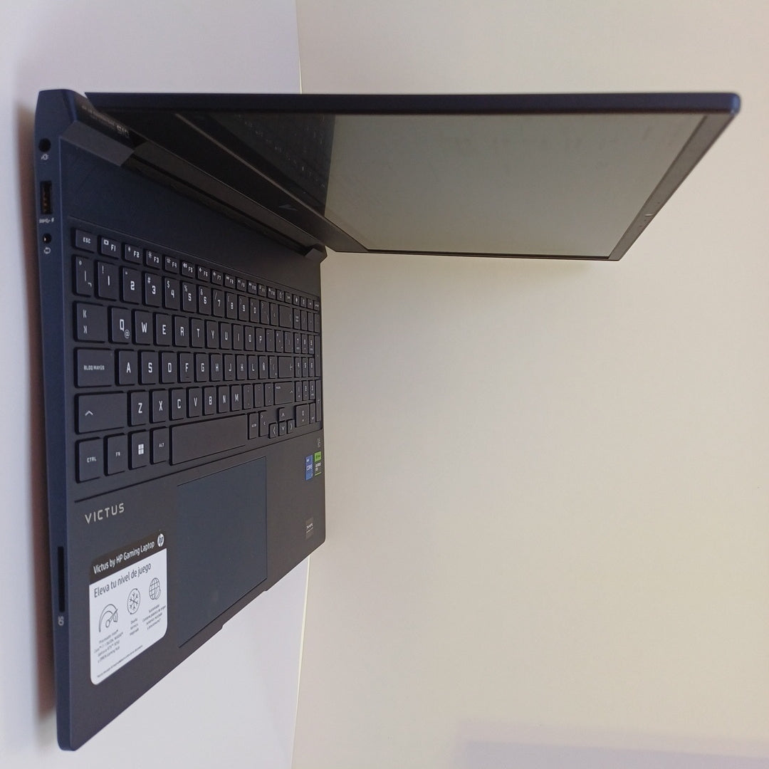 LAPTOP HP VICTUS 15-FA1096LA (2024) 1 TB SSD 16 GB RAM (SEMINUEVO)