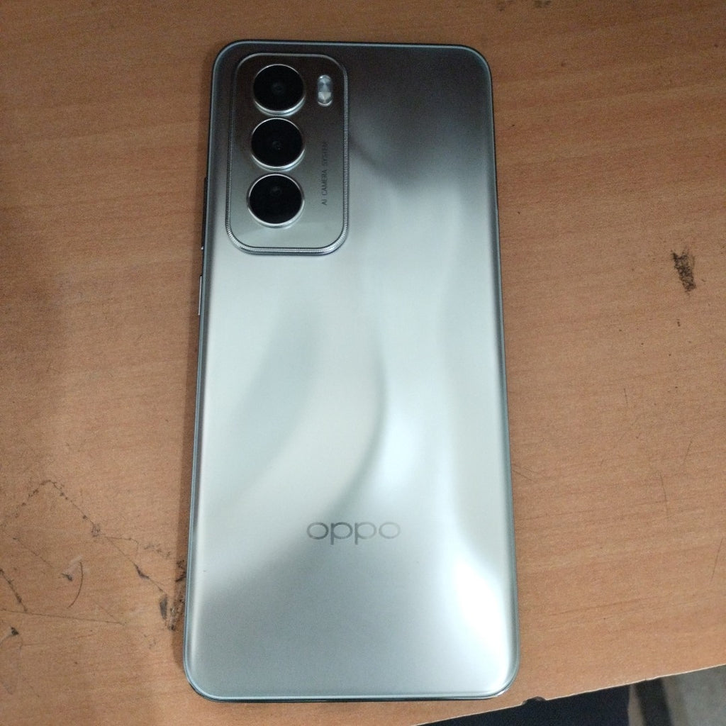 CELULAR OPPO   RENO12 5G CPH2625 (2024) 512 GB 12 GB RAM (SEMINUEVO)
