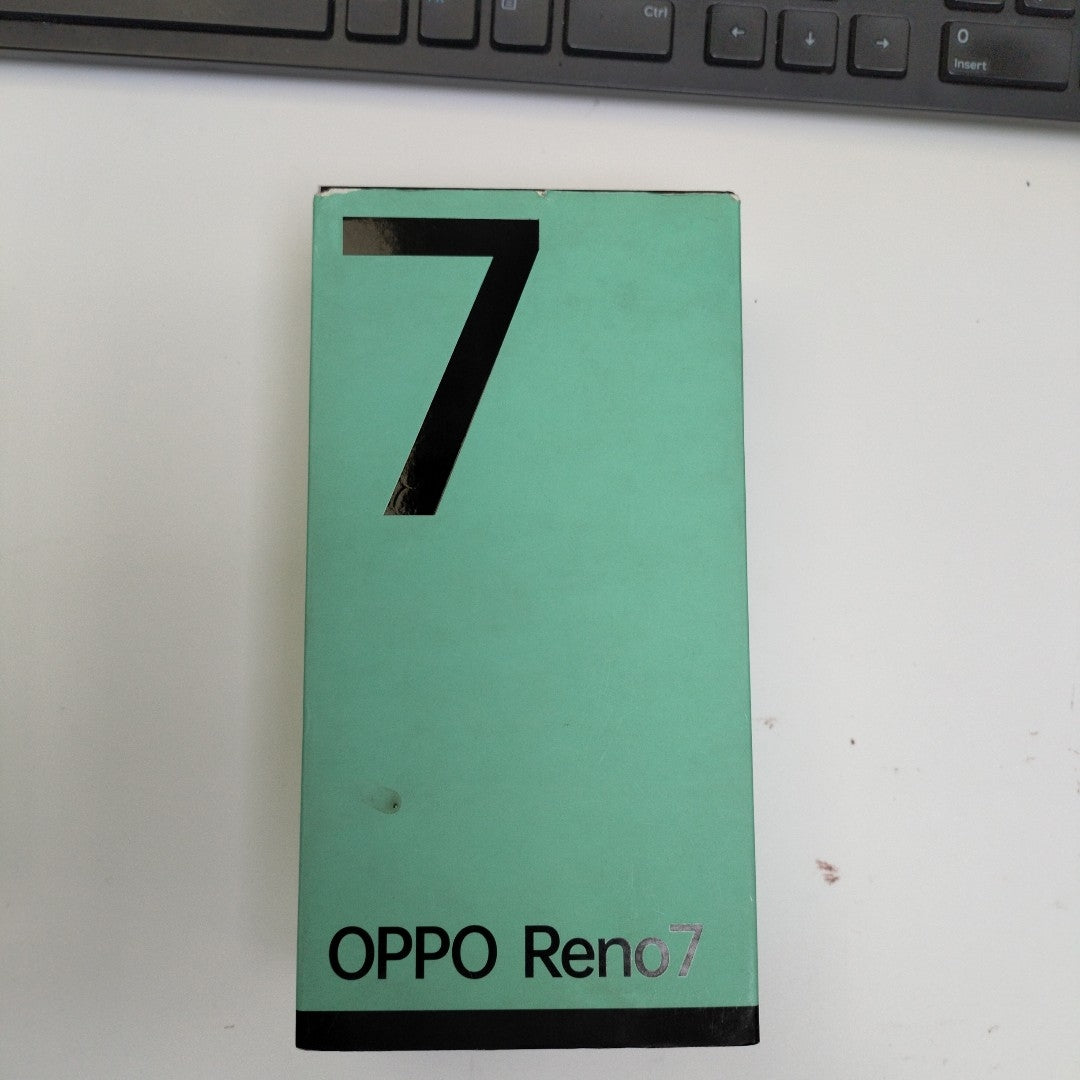 CELULAR OPPO  RENO 7 CPH2363 256 GB 8 GB RAM (SEMINUEVO)