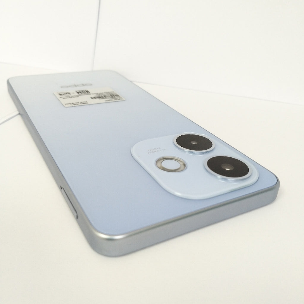 CELULAR OPPO  A5 PRO CPH2711 (2025) 256 GB 8 GB RAM (SEMINUEVO)