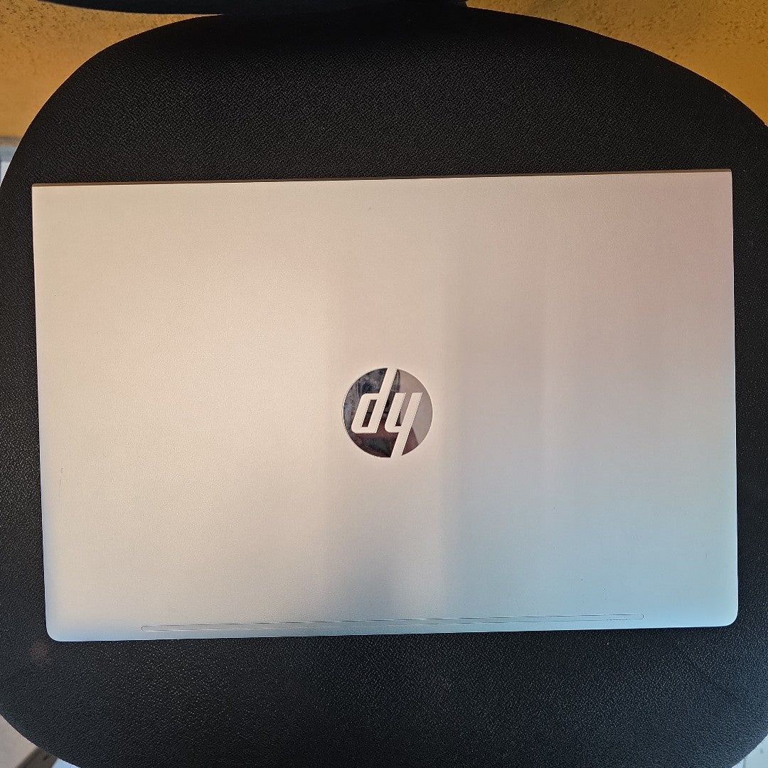 LAPTOP HP PROBOOK 440 G9 (2023) 512 GB SSD 16 GB RAM (SEMINUEVO)