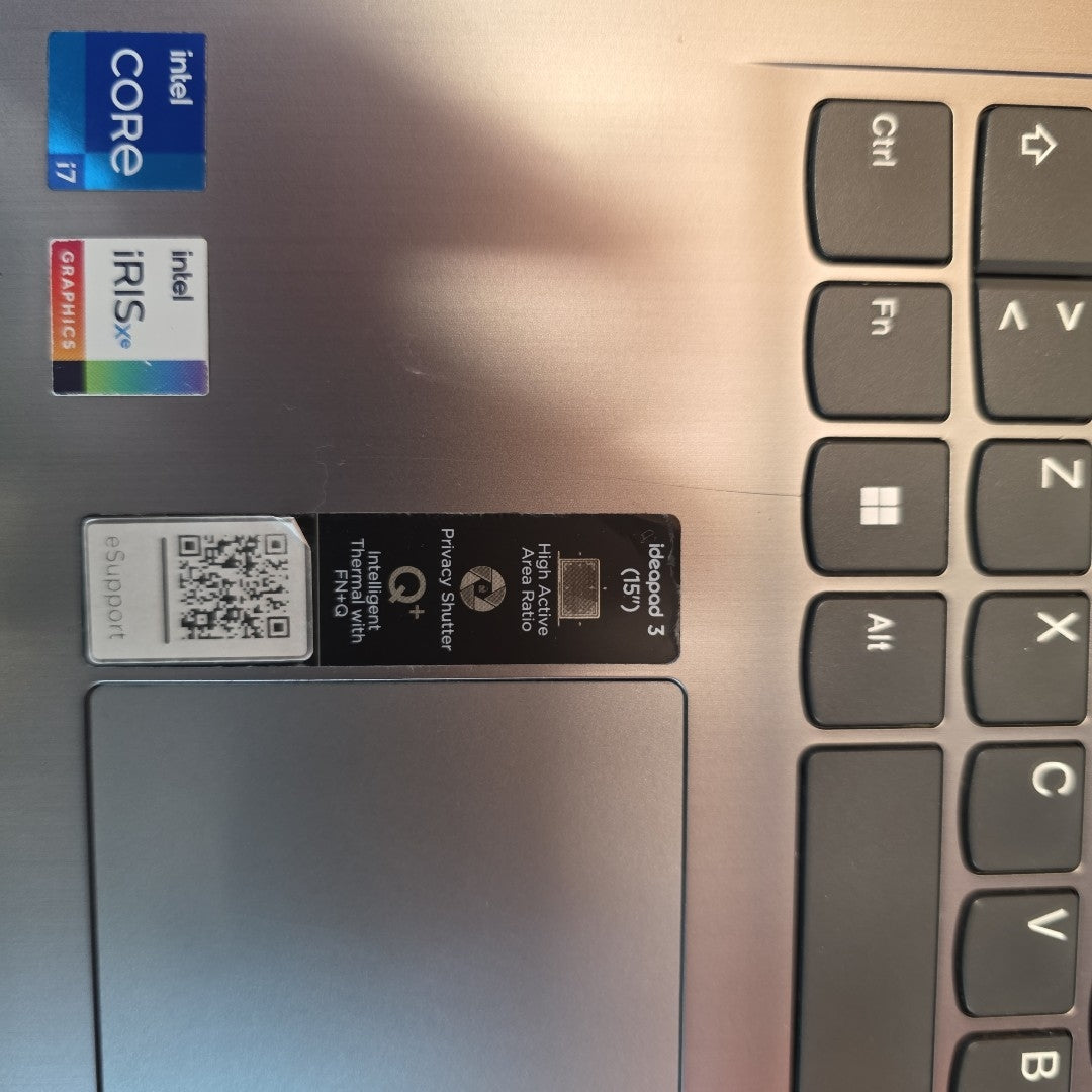 LAPTOP LENOVO IDEAPAD 3 15ITL6 (2022) 512 GB SSD 8 GB RAM (SEMINUEVO)