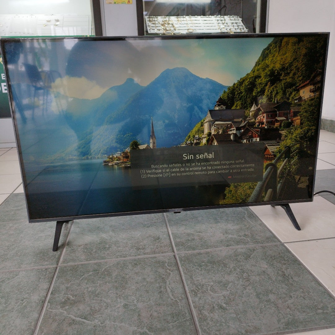 PANTALLA LG 43UQ8000PSB (2022) 43" LED 4K (SEMINUEVO)