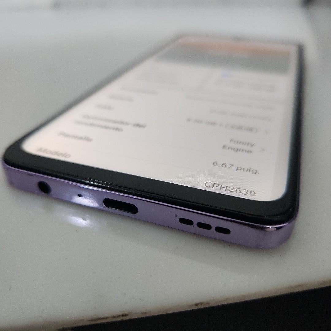 CELULAR OPPO  A80 5G CPH2639 (2024) 256 GB 8 GB RAM (SEMINUEVO)