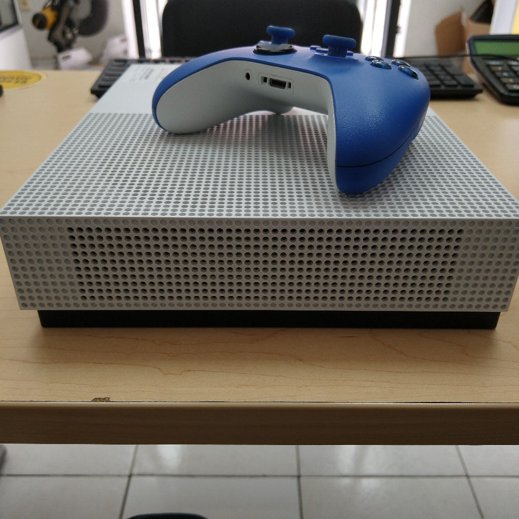 CONSOLA DE VIDEOJUEGO MICROSOFT XBOX ONE S 500 GB  (SEMINUEVO)