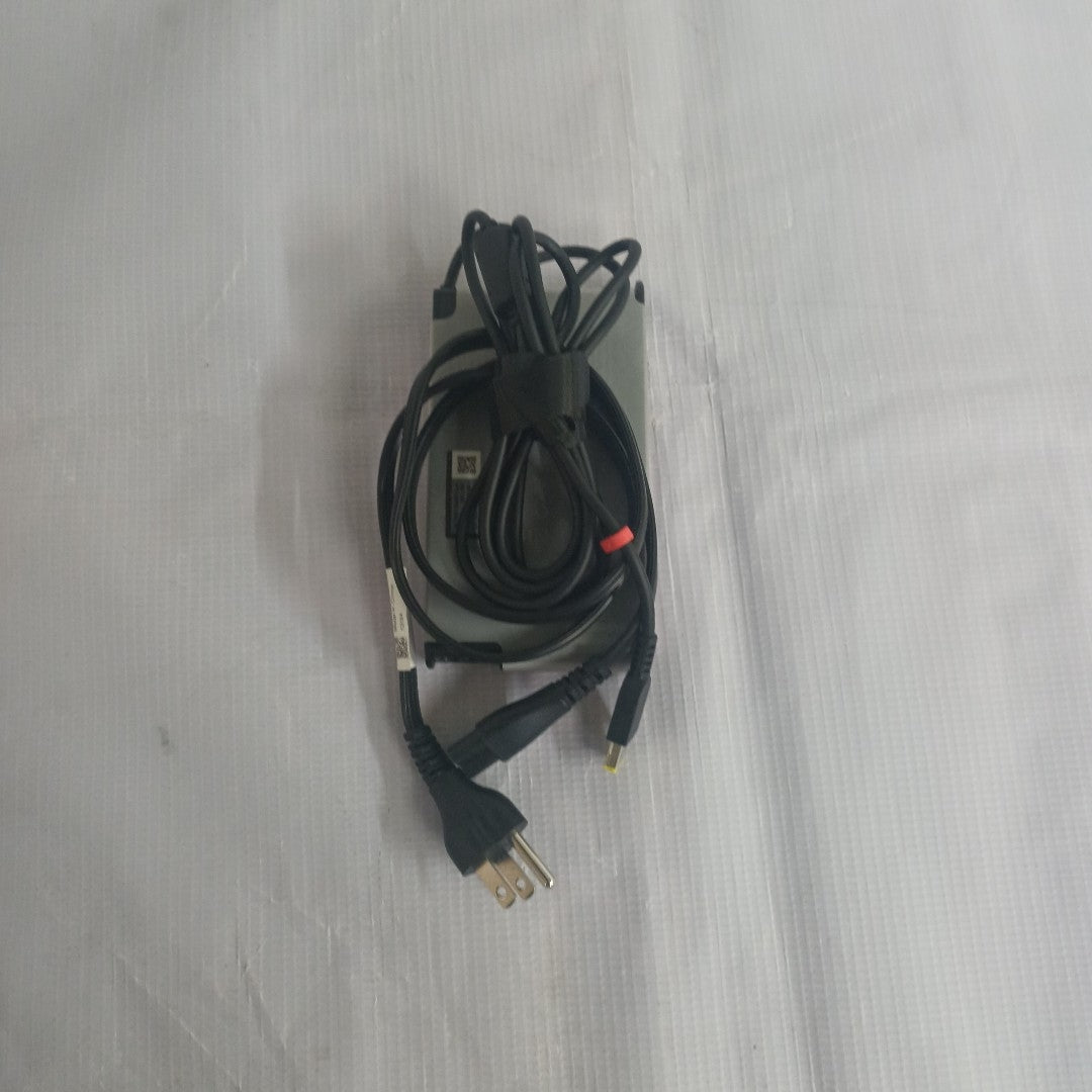 LAPTOP LENOVO THINKPAD P16V GEN 1 (2025) 1 TB SSD 32 GB RAM (SEMINUEVO)