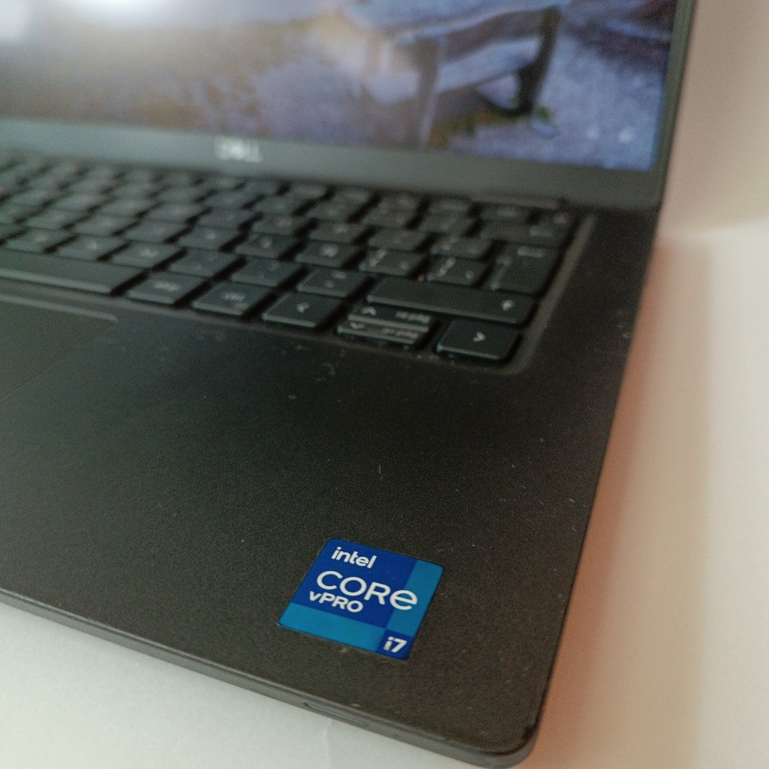LAPTOP DELL LATITUDE 7420 (2023) 256 GB SSD 16 GB RAM (SEMINUEVO)