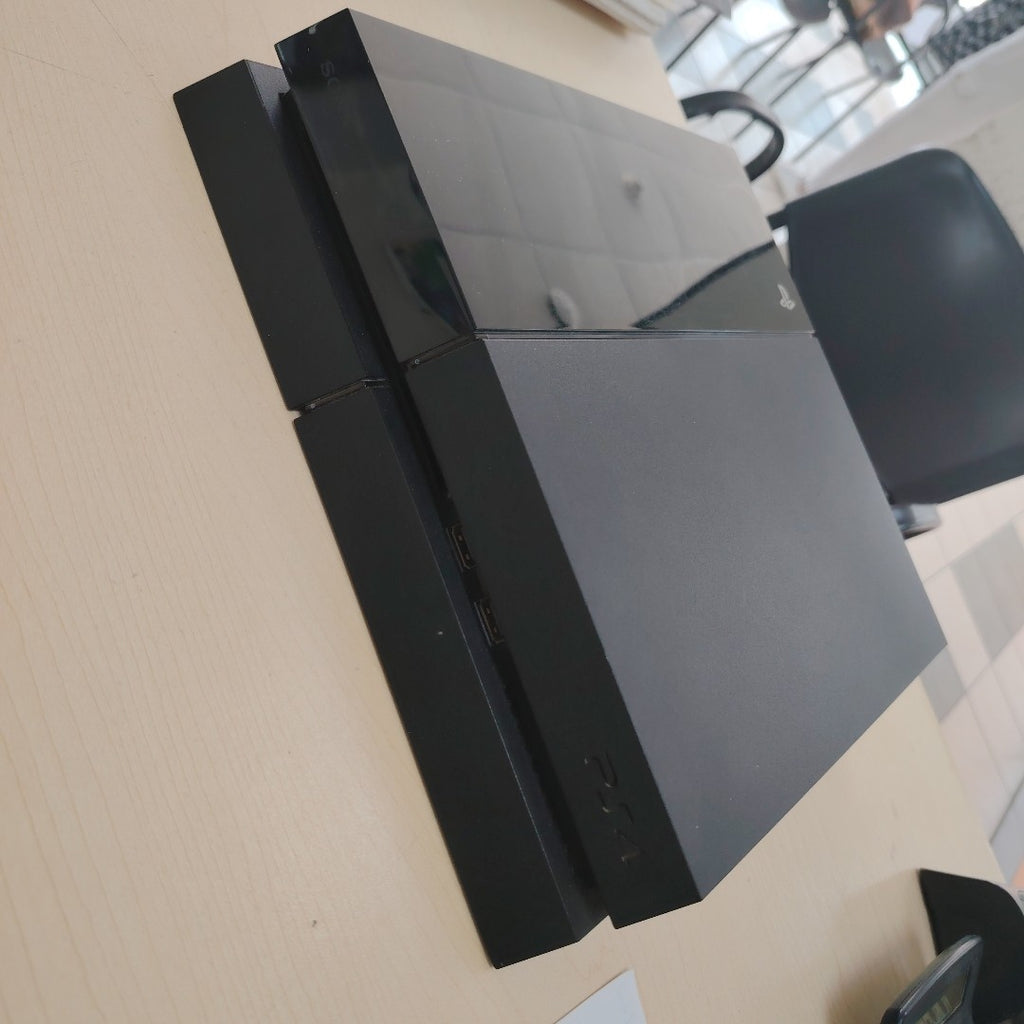 CONSOLA DE VIDEOJUEGO SONY PS4 1 TB (SEMINUEVO)