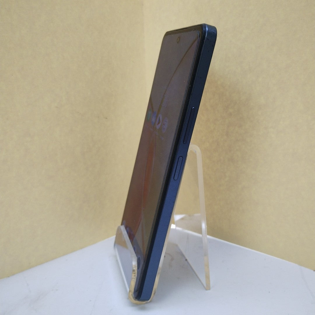 CELULAR VIVO Y36 V2247 256 GB 8 GB RAM (SEMINUEVO)