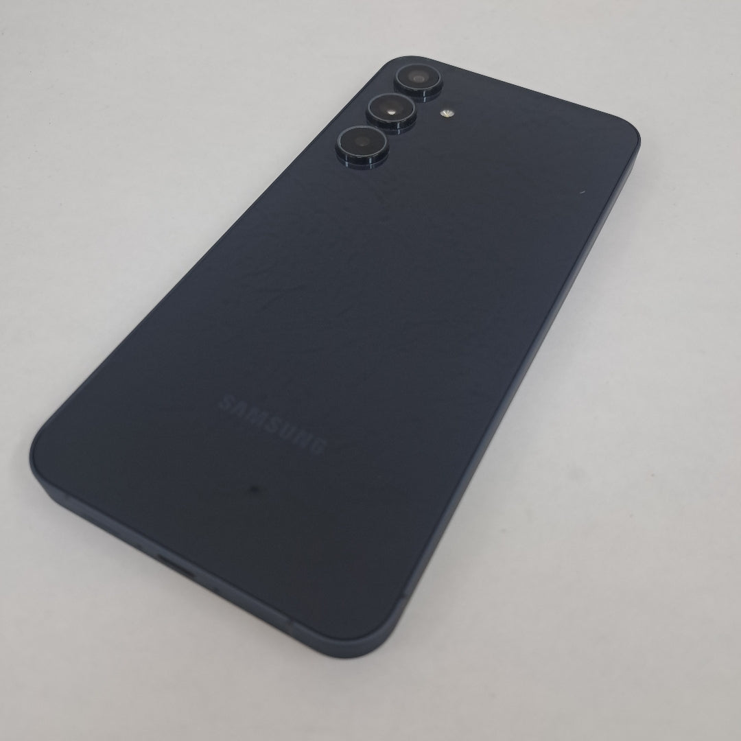 CELULAR SAMSUNG GALAXY A55 5G SM-A556E (2024) 128 GB 8 GB RAM (SEMINUEVO)