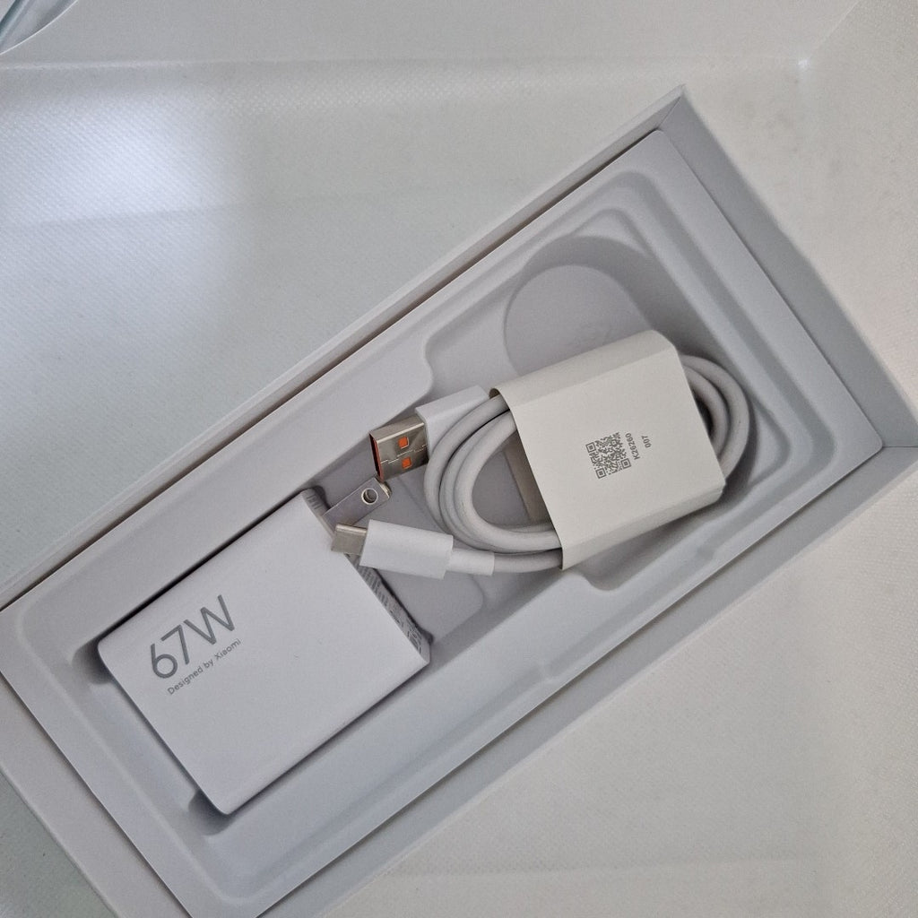 CELULAR XIAOMI 14T 5G 2406APNFAG (2024) 512 GB 12 GB RAM (SEMINUEVO)