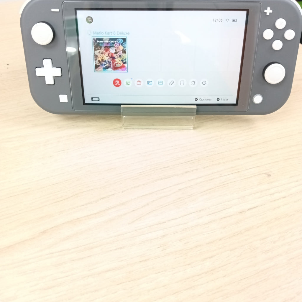 CONSOLA DE VIDEOJUEGO NINTENDO SWITCH 32 GB (SEMINUEVO)
