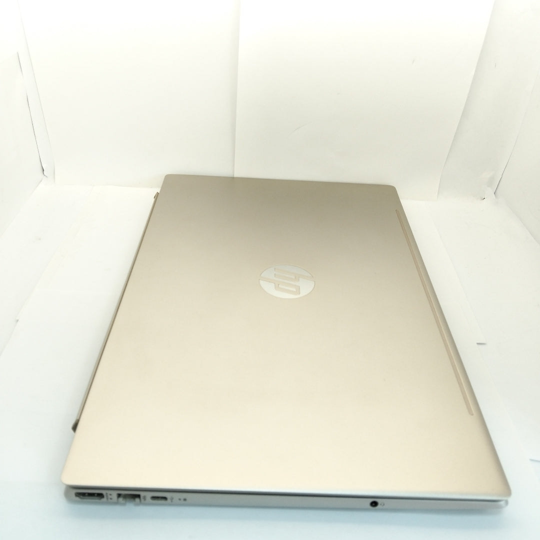 LAPTOP HP PAVILION 15-CW1012LA (2023) 1 TB + 128 GB SSD 12 GB RAM (SEMINUEVO)