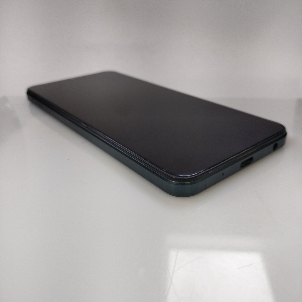 CELULAR VIVO Y03 V2332 (2024) 128 GB 4 GB RAM (SEMINUEVO)