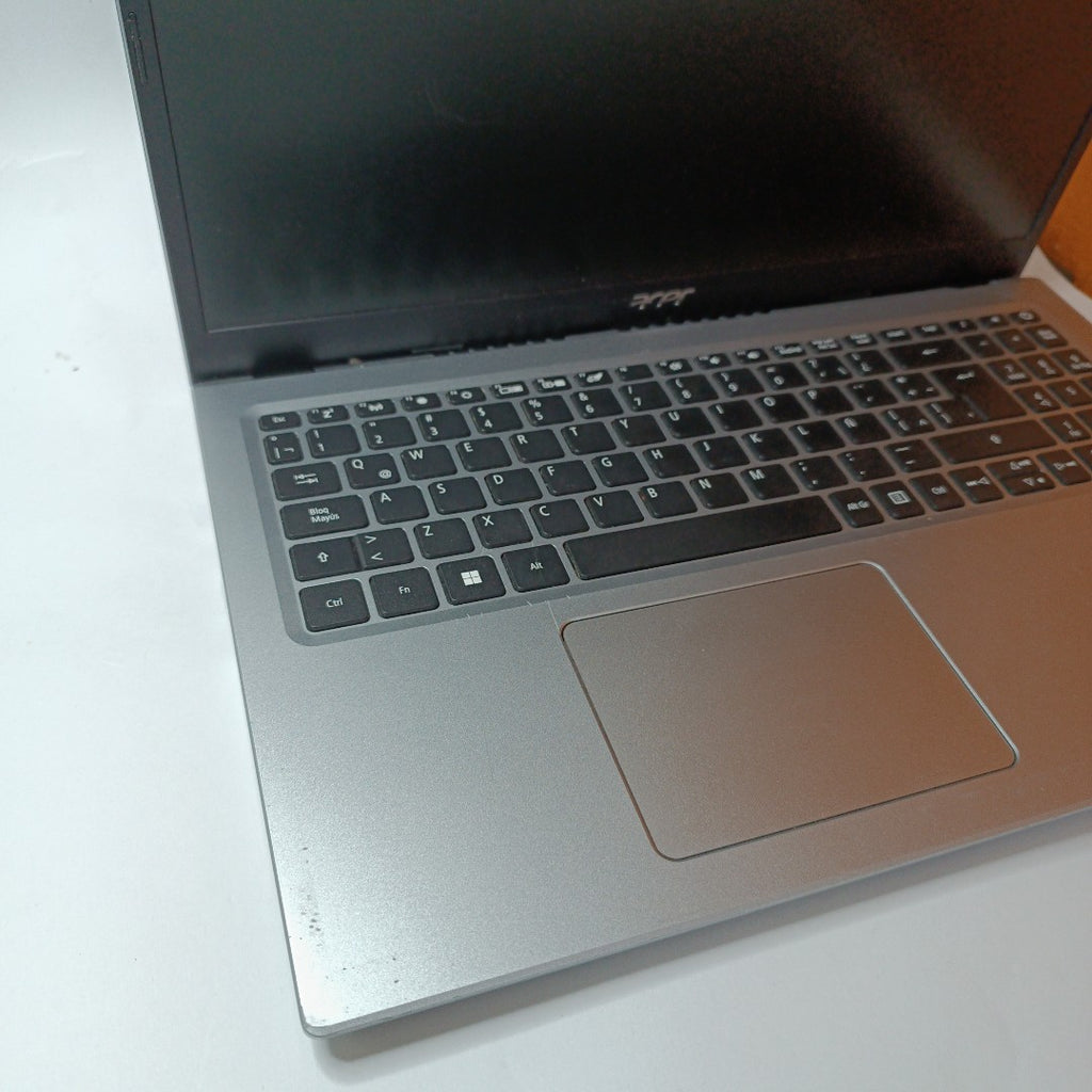 LAPTOP ACER ASPIRE 3 A315-58-34S8 (2022) 1 TB + 128 GB SSD 8 GB RAM (SEMINUEVO)
