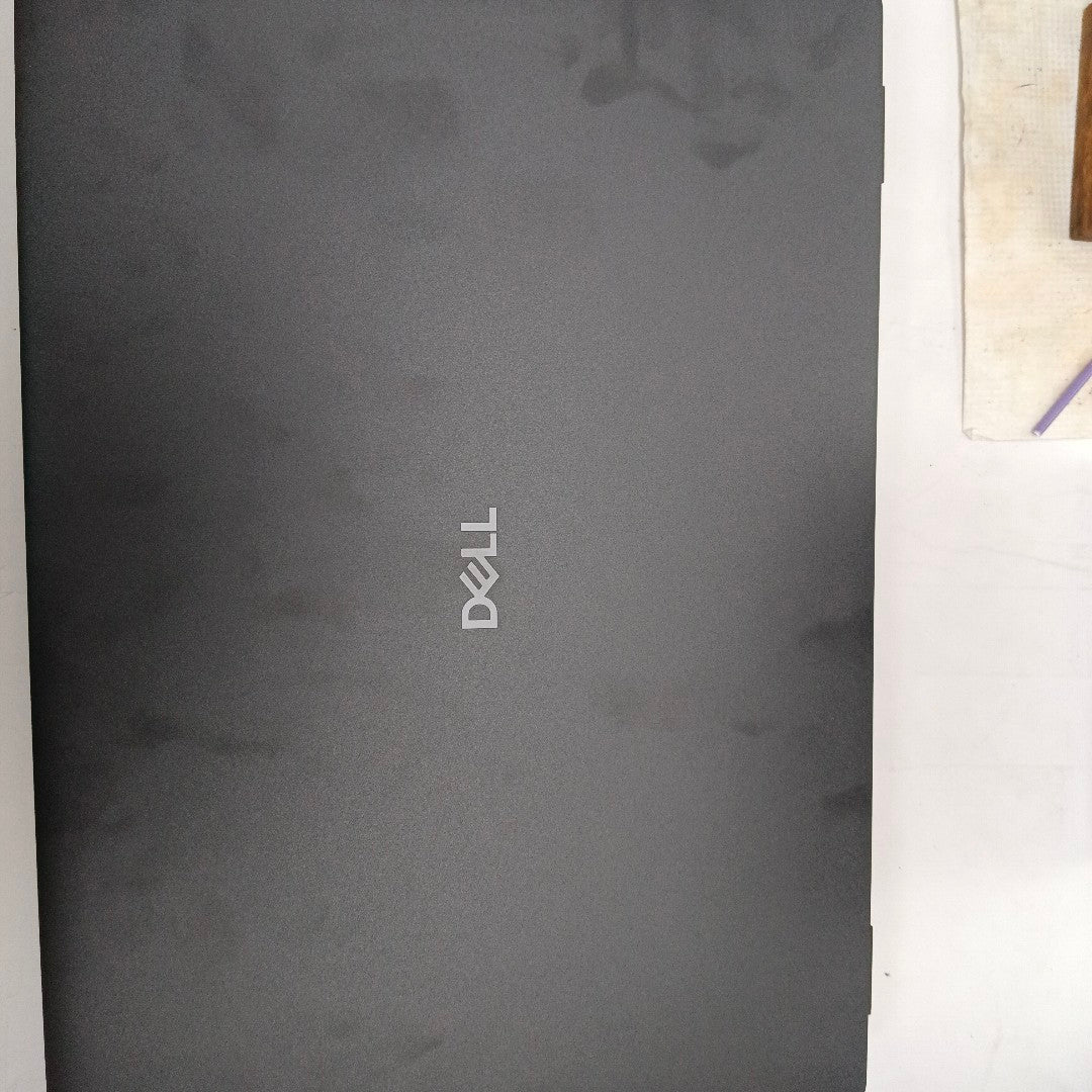 LAPTOP DELL PRO 16 (2025) 256 GB SSD 8 GB RAM