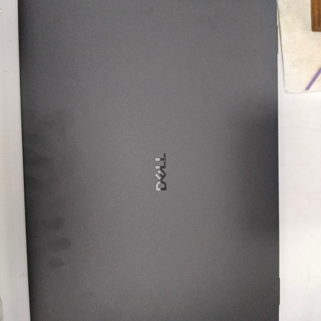 LAPTOP DELL PRO 16 (2025) 256 GB SSD 8 GB RAM