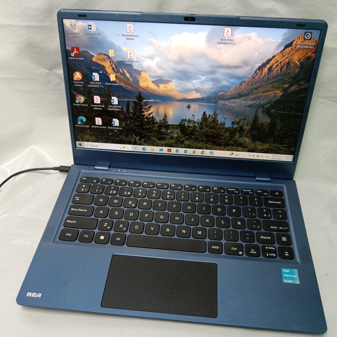LAPTOP RCA RWNP41424 128 GB 4 GB RAM (SEMINUEVO)