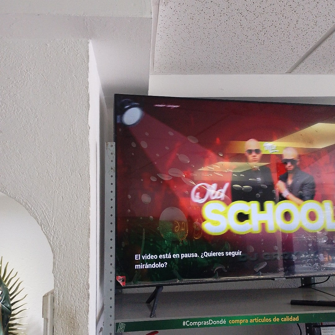 PANTALLA SAMSUNG UN55AU7000F (2023) 55" LED 4K (SEMINUEVO)
