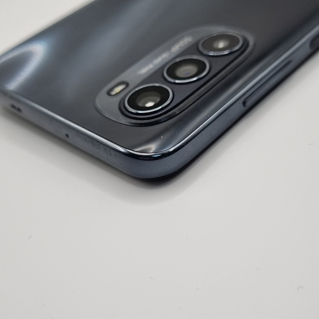 CELULAR MOTOROLA MOTO G52 XT2221-2 256 GB 6 GB RAM (SEMINUEVO)