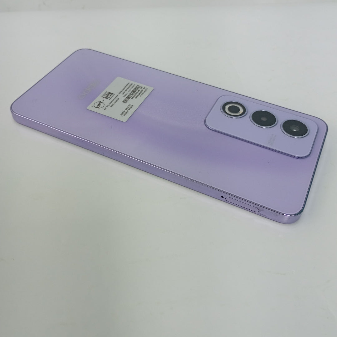 CELULAR OPPO  A80 5G CPH2639 (2024) 256 GB 8 GB RAM (SEMINUEVO)