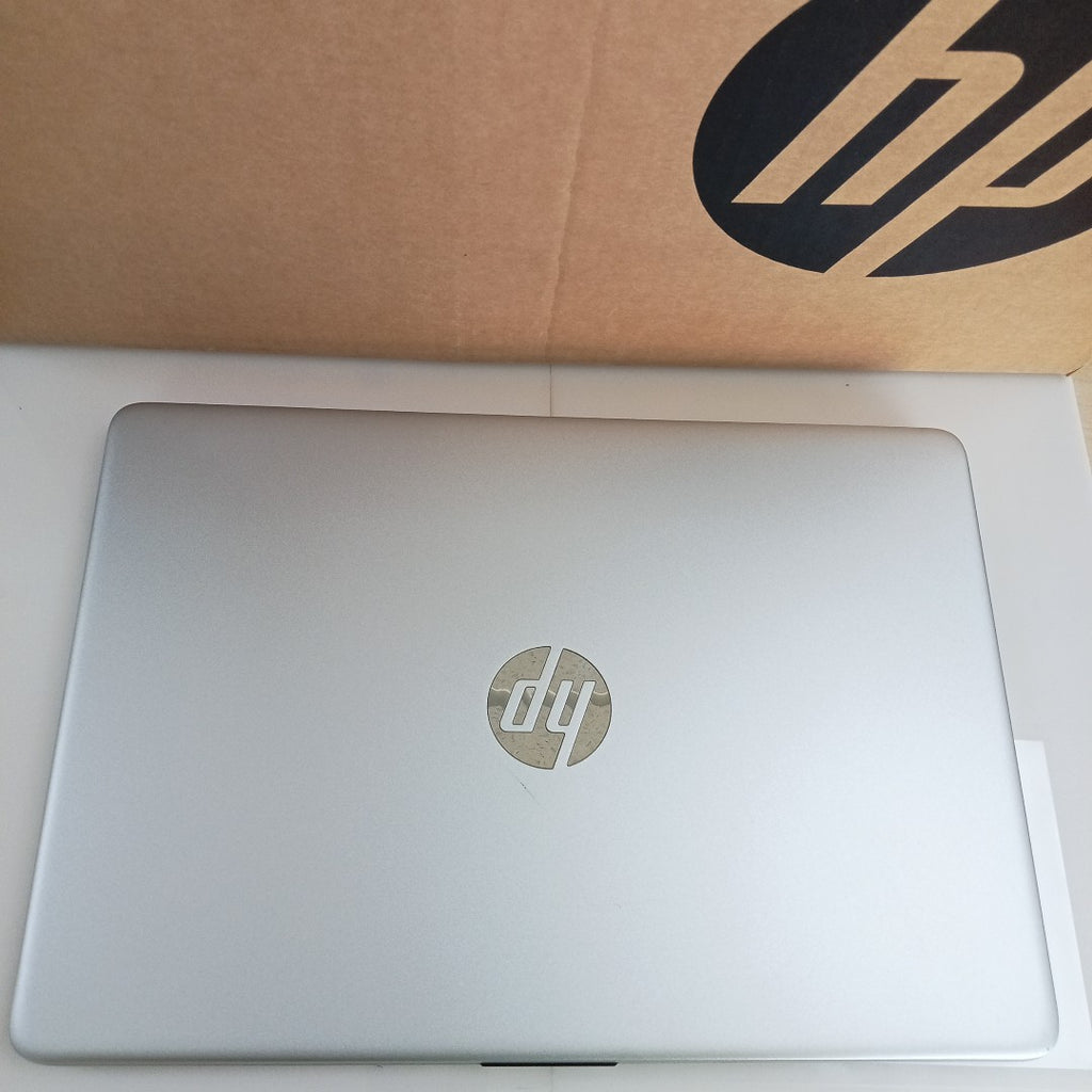 LAPTOP HP 14-DQ0530LA(2024) 256 GB SSD 8 GB RAM (SEMINUEVO)