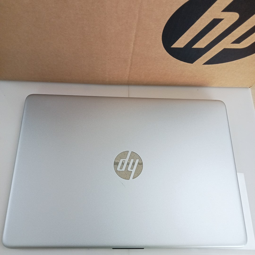 LAPTOP HP 14-DQ0530LA(2024) 256 GB SSD 8 GB RAM (SEMINUEVO)