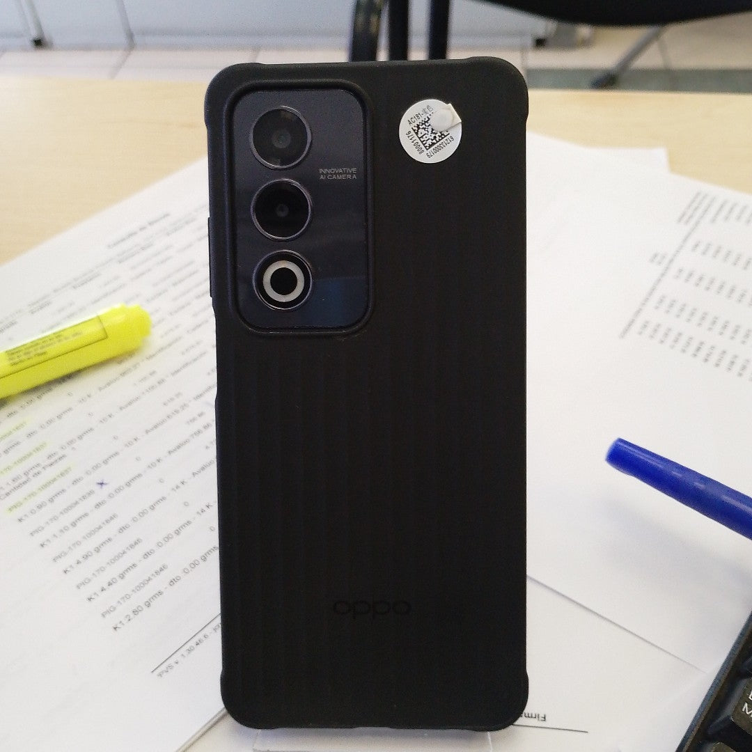CELULAR OPPO  A80 5G CPH2639 (2024) 256 GB 8 GB RAM (SEMINUEVO)