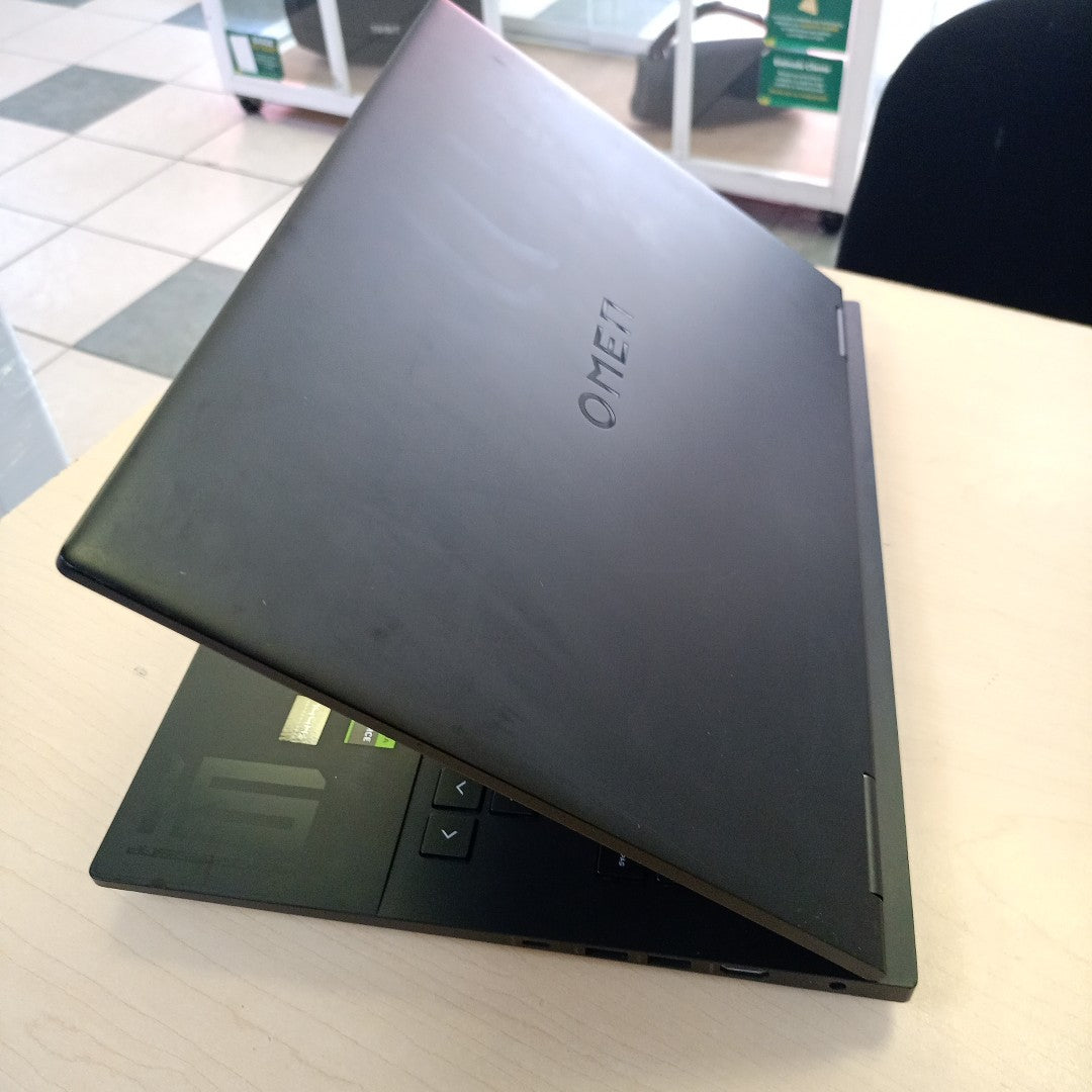 LAPTOP HP OMEN 16-WD0002LA (2023) 1 TB SSD 16 GB RAM (SEMINUEVO)