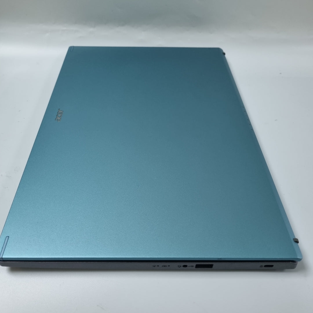 LAPTOP ACER ASPIRE 5 A515-57-52F1 (2022) 512 GB SSD 8 GB RAM (SEMINUEVO)