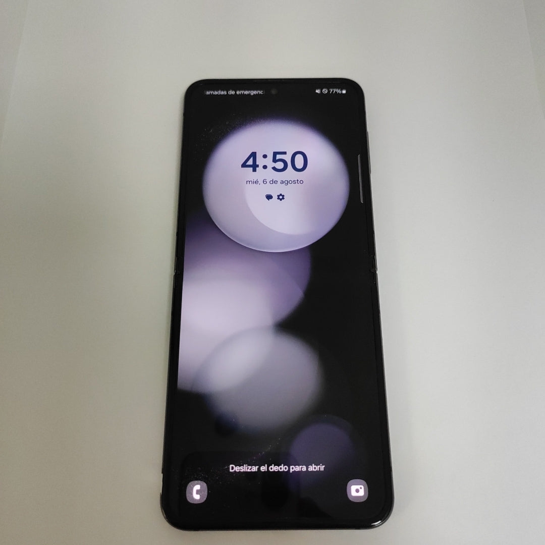 CELULAR SAMSUNG GALAXY Z FLIP 5 SM-F731B (2023) 256 GB 8 GB RAM (SEMINUEVO)