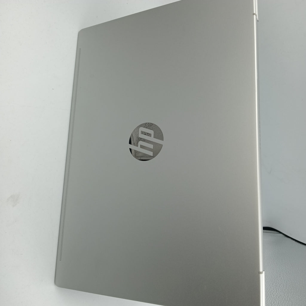 LAPTOP HP PROBOOK 440 G11 (2025) 512 GB SSD 16 GB RAM (SEMINUEVO)