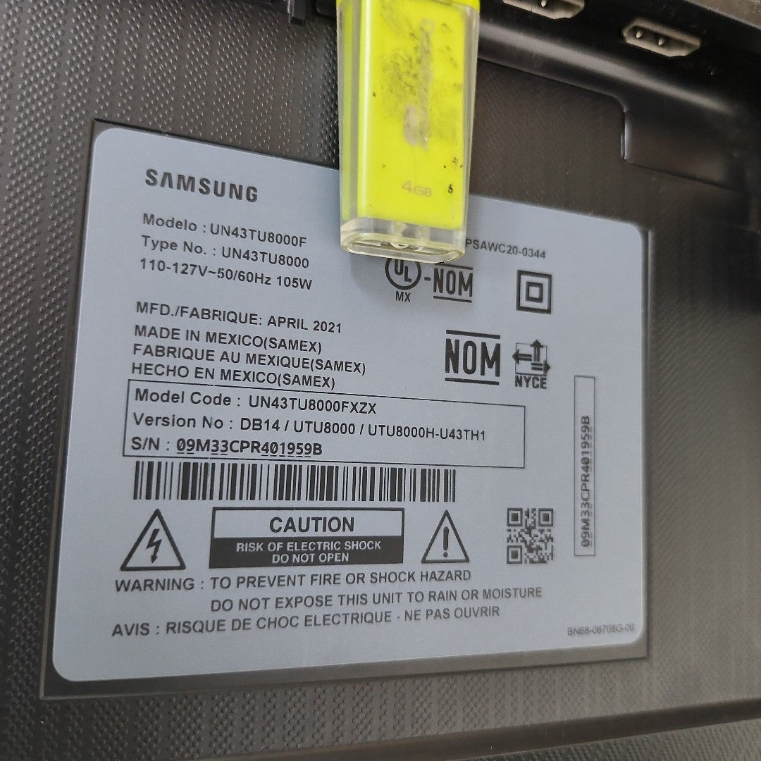 PANTALLA SAMSUNG UN43TU8000F (2021) 43" LED 4K (SEMINUEVO)
