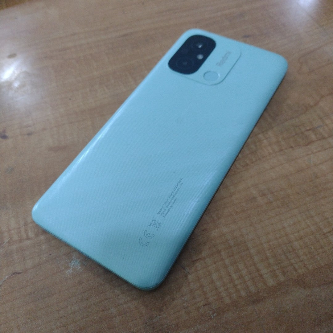 CELULAR XIAOMI REDMI 12C 2212ARNC4L (2023) 128 GB 4 GB RAM (SEMINUEVO)