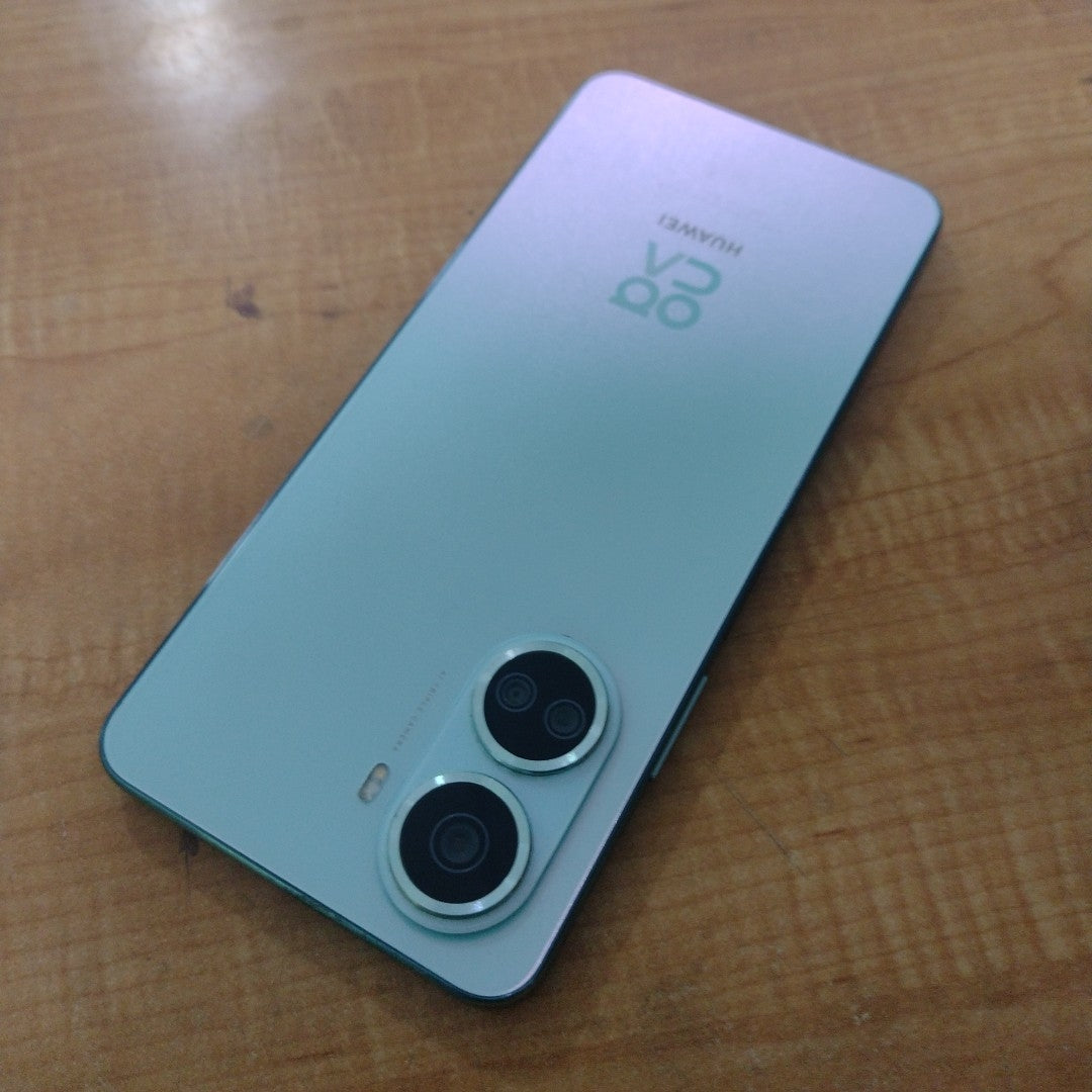 CELULAR HUAWEI NOVA 10 SE BNE-LX3 256 GB 8 GB RAM (SEMINUEVO)